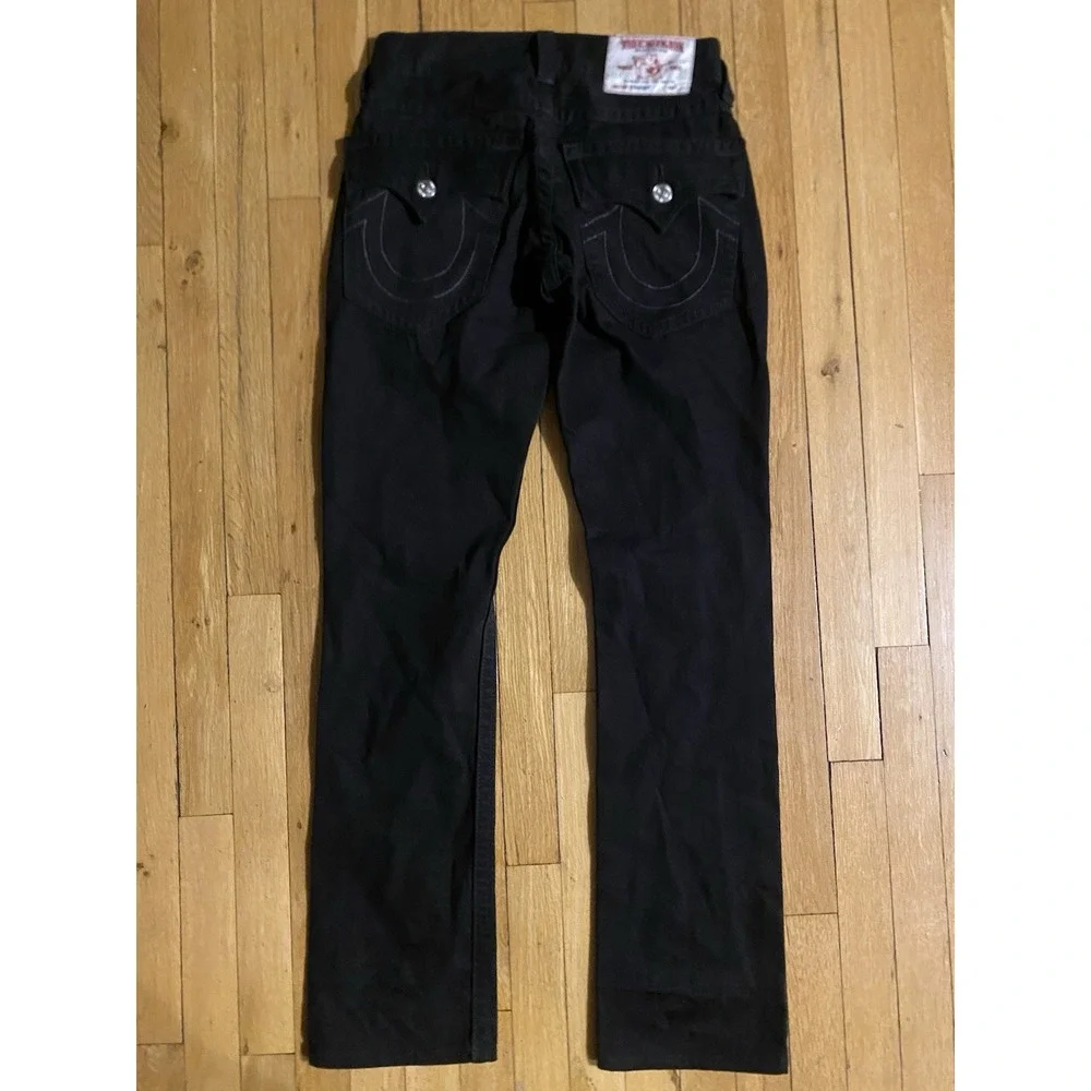 True Religion please look